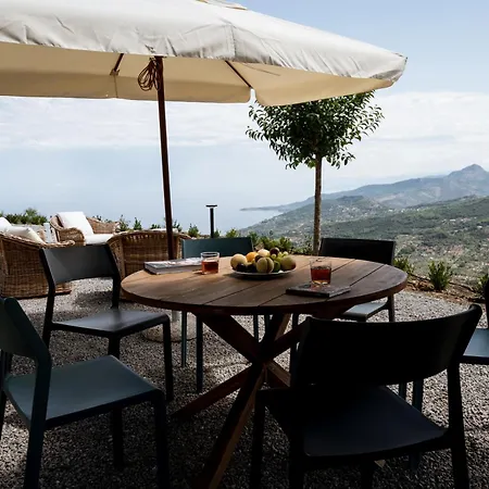 Magliolo Вілла Чефалу