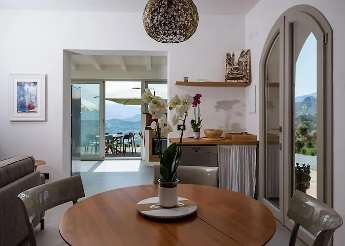 Magliolo Panoramic Luxury Retreat *